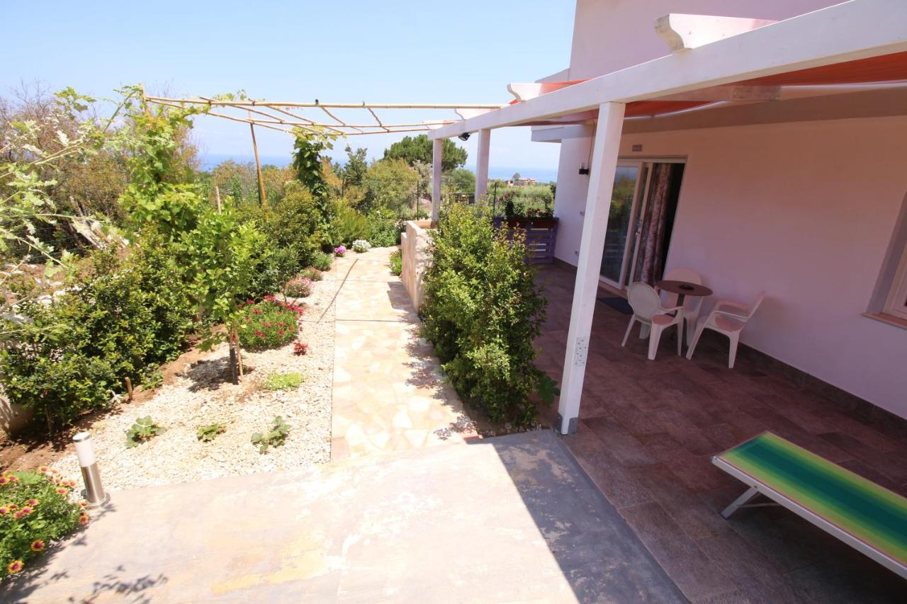 Apartamento Chiaro Di Luna Santa Domenica Talao Exterior foto